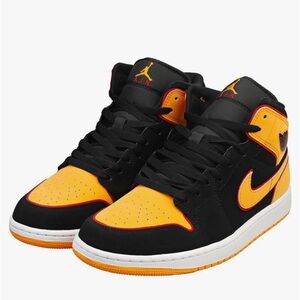 Jordan 1 Mid SE